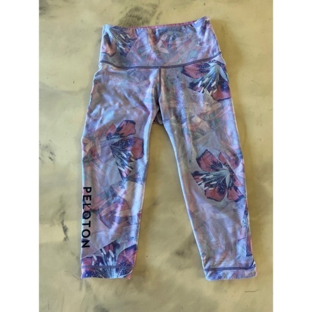 Peloton WITH Floral Crop Leggings Pink Purple Blue Tropical Yoga Gym Athletic M